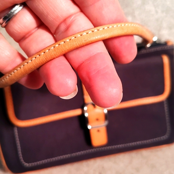 Coach Wristlet 7.5x4.5" - Picture 6 of 6